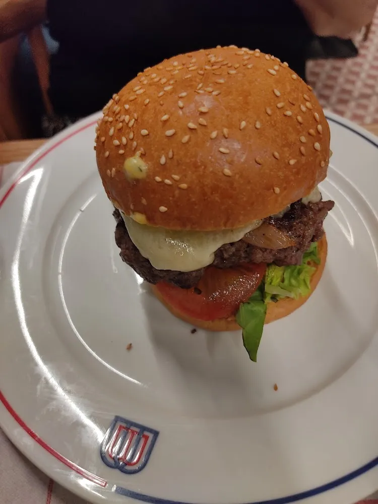 Hamburger Avec Steak Haché Frais